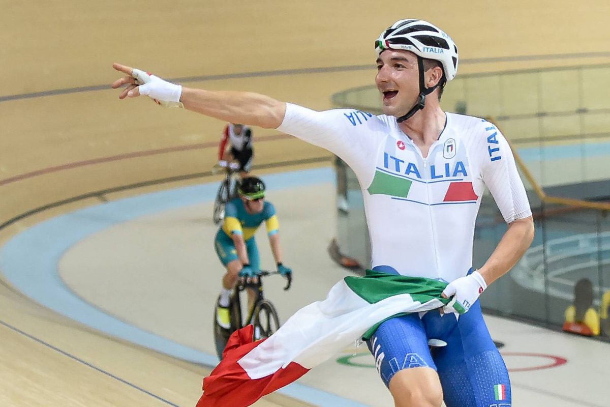 Ciclismo, bronzo di Elia Viviani nell’omnium