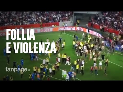 Follia e violenza a Nizza: i tifosi invadono il campo a caccia dei giocatori del Marsiglia