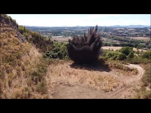 Terni, l’ordigno bellico è stato fatto brillare in sicurezza: il video dello scoppio