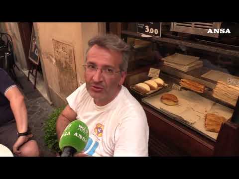 Caldo a Roma, Lucifero non ferma i turisti: “beviamo tanto e visitiamo la citta’”