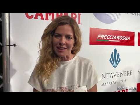 Cinema, Elisabetta Pellini debutta alla regia con “Selfie-mania”