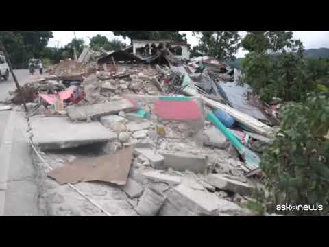 Haiti, strade ed edifici distrutti dopo il sisma