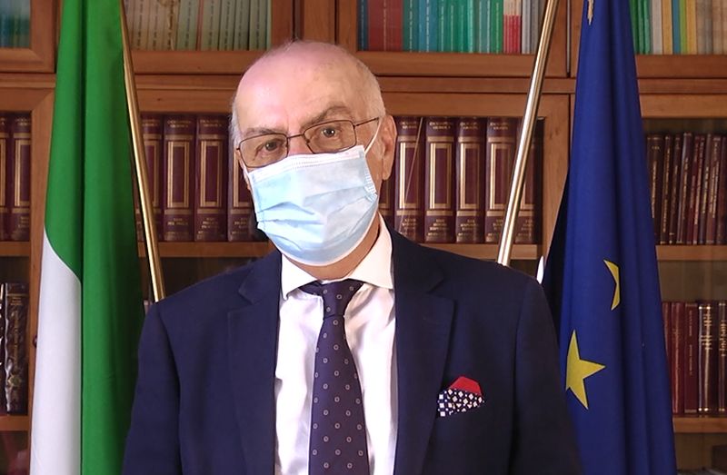 Vaccino, Rezza “Terza dose prima per chi tende a rispondere meno”