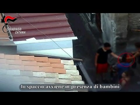 Catania, smantellata piazza di spaccio: coinvolti anche bambini di 10 anni