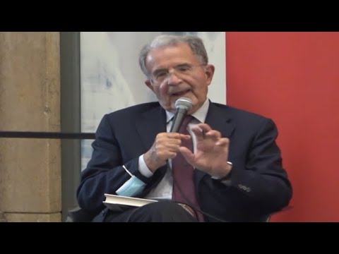 Pd, Prodi: «Bacchettata a Letta? Siamo d’accordo sui temi, Enrico è in grado»