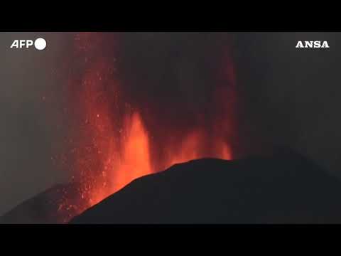 Canarie, continua l’attivita’ vulcanica del Cumbre Vieja