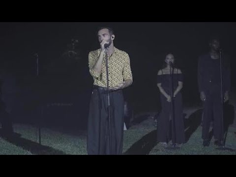 Live esclusivo di Marco Mengoni in Triennale per l’inaugurazione del supersalone e anteprima…