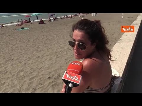 «Sono i giorni migliori»: i romani si godono il mare senza folla