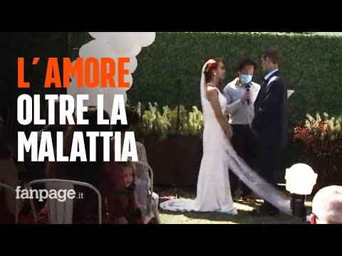 Gli restano pochi giorni di vita, Sergio a 20 anni sposa il suo grande amore: “Lei sarà sempre lì”