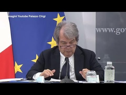 Green pass, Brunetta: «Vale per tutti, 23 milioni di lavoratori»