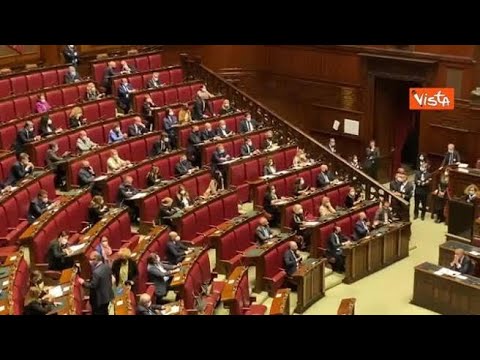 “Dimissioni dimissioni”, ecco la protesta di FdI a fine intervento Lamorgese