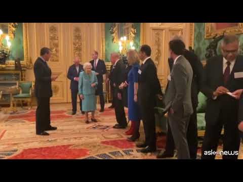 Gran Bretagna, una notte in ospedale per la regina Elisabetta II