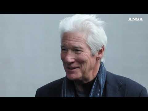 Open Arms: ammessi tutti i testi, anche Richard Gere