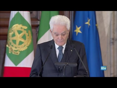 Vaccini, Mattarella: «Non prevalgano teorie antiscientifiche e violenza insensata»