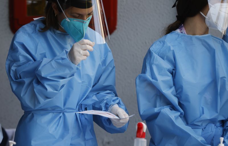 Covid, incidenza in risalita e Rt raggiunge 1,15