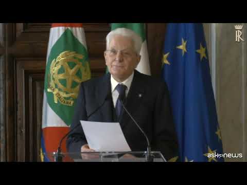 Vaccini, Mattarella: vincere sfida contro chi propaga antiscienza