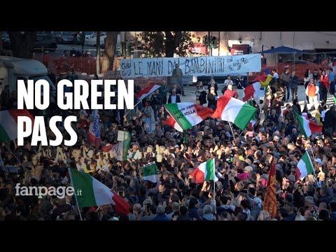 No green pass di nuovo in piazza a Roma: “Governo di nazisti”