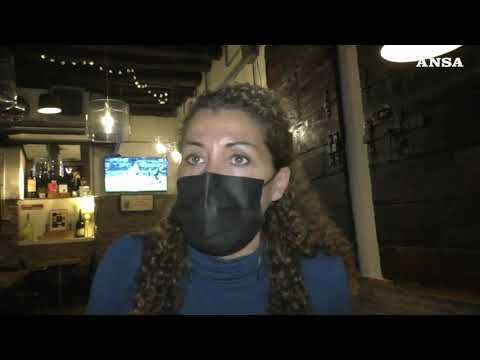 Barista al Circo Massimo aggredita da no vax che si tira giu’ i pantaloni