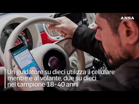 Italiani indisciplinati alla guida: 1 su 3 non usa cintura, 50% dei bimbi senza seggiolino