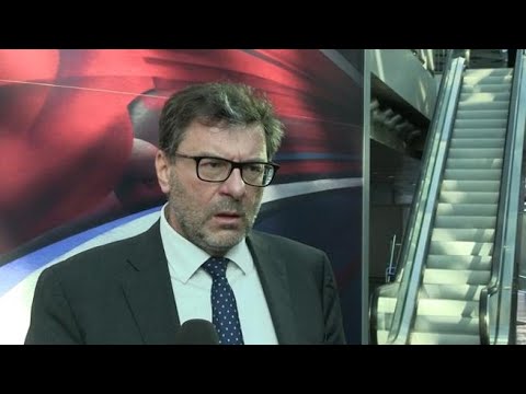 Tim, Giorgetti: «Governo valuterà l’interesse pubblico quando ci sarà l’Opa»