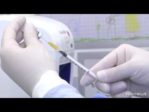 Covid, Gimbe: sale pressione sugli ospedali. Ritardo sui richiami