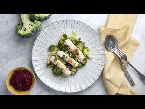 Nasello con crema di barbabietola