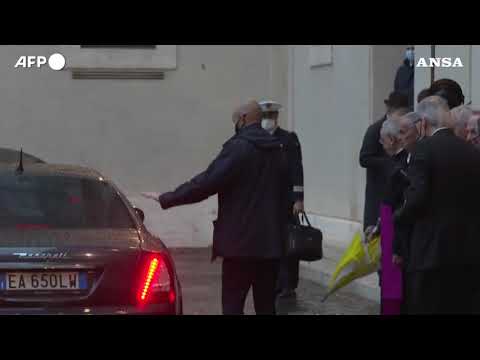 Il presidente Macron in Vaticano per l’udienza dal Papa