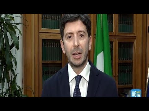 Omicron, Speranza: «Variante conferma urgenza di accelerare vaccinazione per Paesi più fragili»