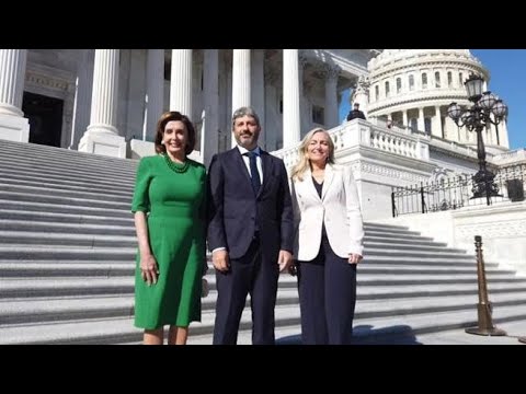Fico a Capitol Hill, lo accoglie la speaker della Camera Nancy Pelosi