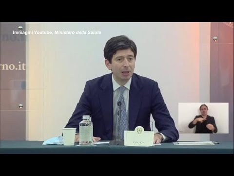 Covid, Speranza: «Massima attenzione, ma l’Italia ha i numeri migliori in Europa»