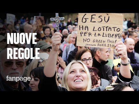 Manifestazioni no green pass, arrivano le nuove regole: mascherina e niente cortei