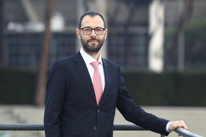 Busta con minacce no vax inviata al ministro Patuanelli