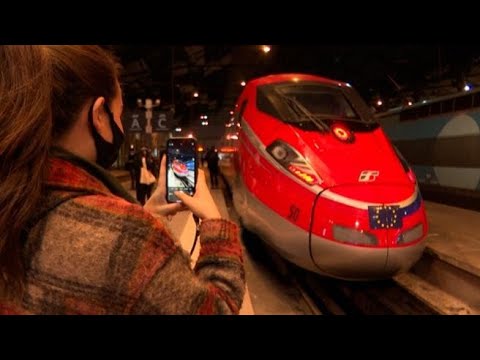 Il viaggio del treno ad alta velocità sulla linea Milano-Parigi