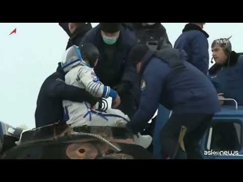 Il miliardario giapponese Yusaku Maezawa rientra dallo spazio