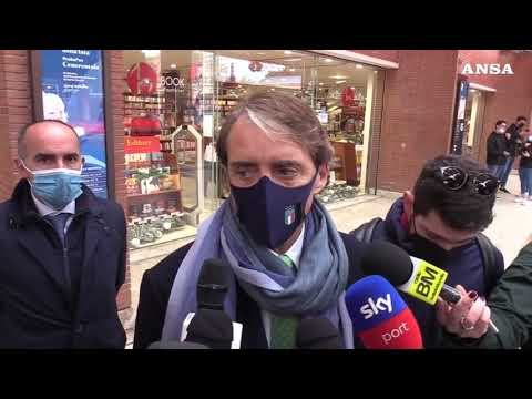 Calcio, Mancini: “Spero che il 2022 sia meglio del 2021, ci proveremo”