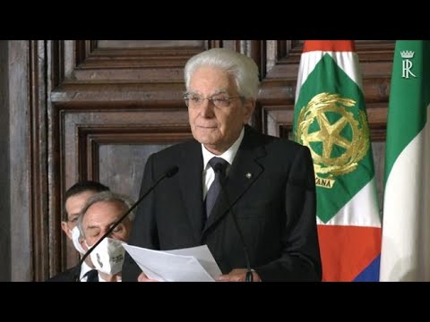 Mattarella: «Si è dato troppo risalto mediatico ai no-vax»
