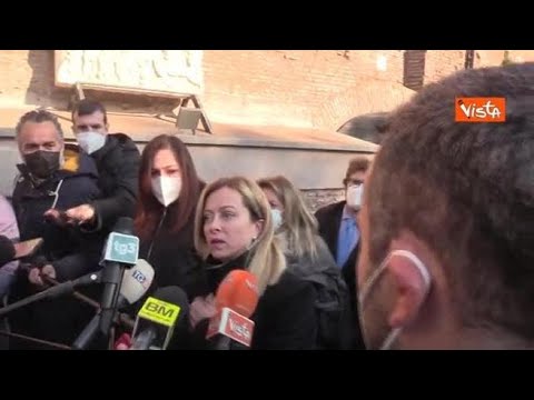 Meloni scherza su incontri con Letta: “Ormai siamo i Sandra e Raimondo della politica”