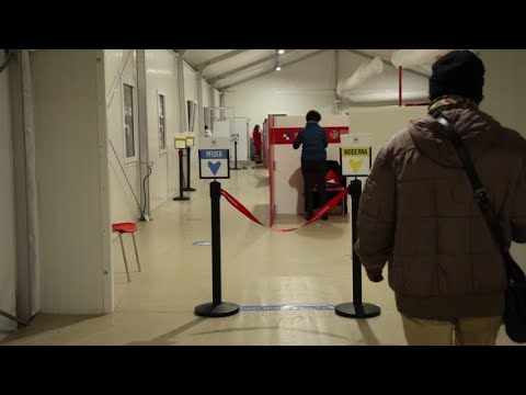 Roma, all’hub di Termini vaccini fino a mezzanotte: “Più somministrazioni per contrastare Omicron”