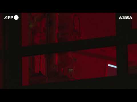 Covid, Germania: un ospedale chiede aiuto illuminando di rosso le stanze