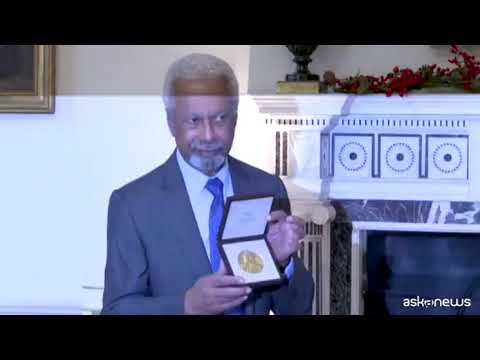 Il Nobel per la Letteratura Gurnah premiato a Londra causa Covid