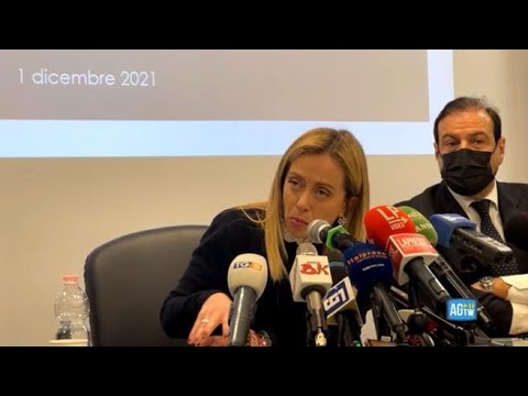 Meloni: «La manovra è deludente, non serviva il genio di Draghi»