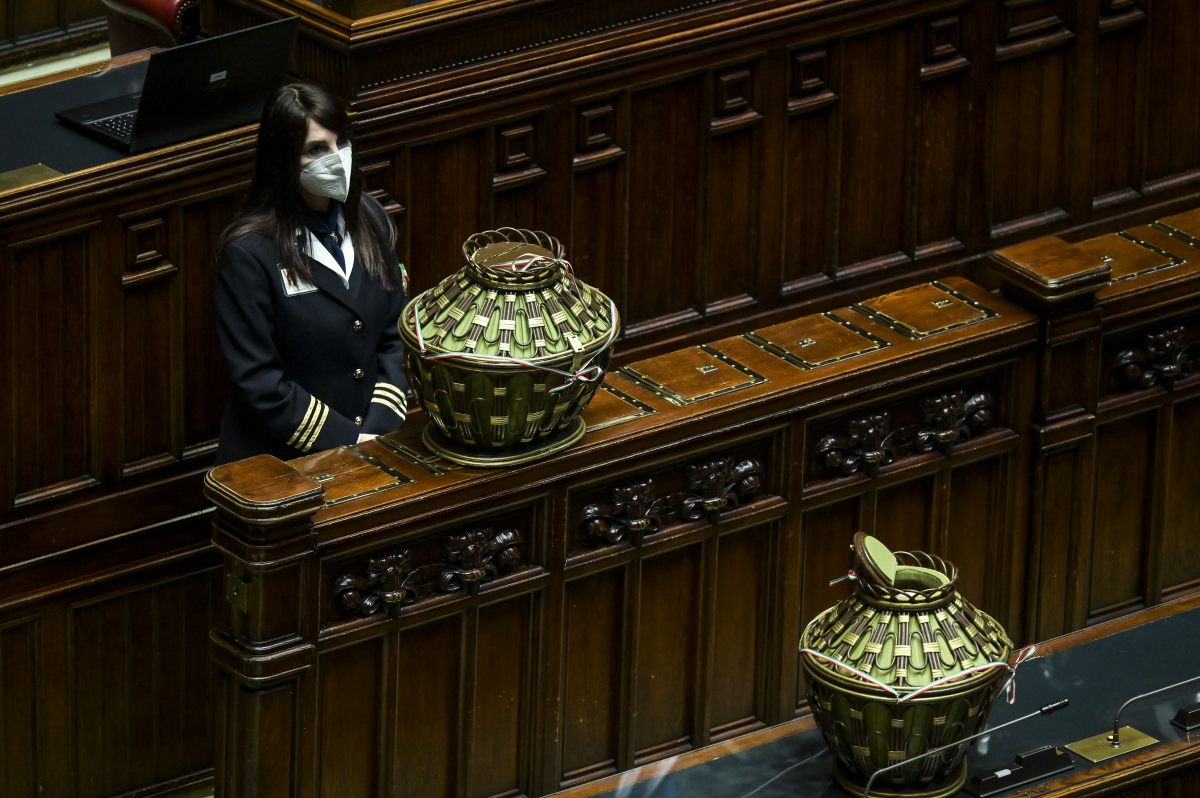 Quirinale, alle 11 la quarta votazione, il quorum scende a 505