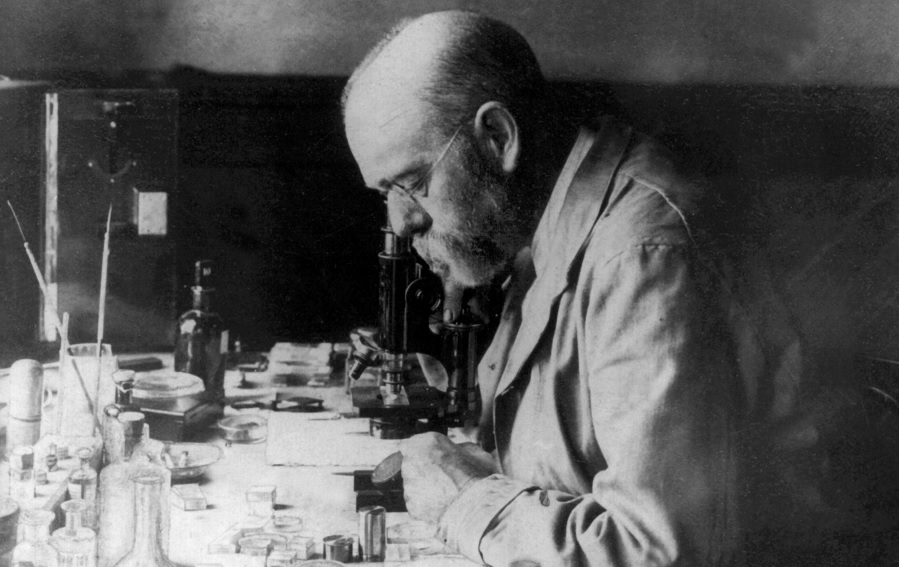Robert Koch e la lotta alla tubercolosi – L’eccidio delle Fosse Ardeatine – Il Golpe in Argentina