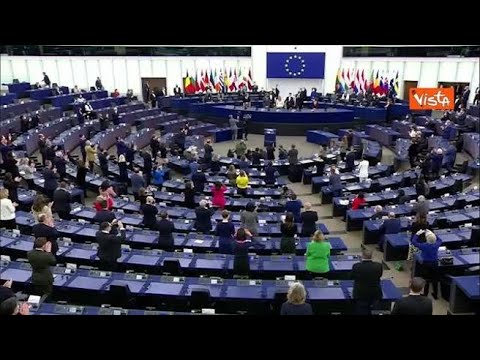 La neopresidente Ue Metsola ricorda David Sassoli: “Era combattente per l’Europa”
