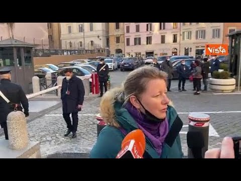 Sara Cunial: «Non mi fanno votare, pronta a denunciare tutti e a invalidare il voto»
