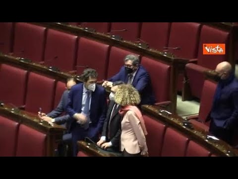 Quirinale, Casellati si ferma a 382 voti. La presidente al cellulare in attesa dell’esito