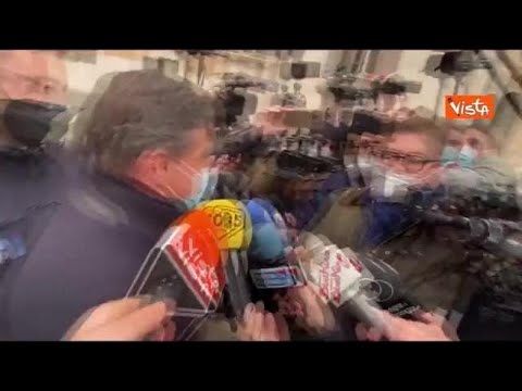 Quirinale, Calenda come Crozza: Puoi anche fallire, ma almeno ci devi provare”