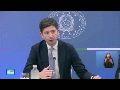 Speranza e il grafico sulle terapie intensive: «Maggior parte dei ricoveri sono di non vaccinati»