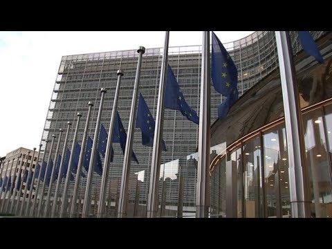 David Sassoli, bandiere a mezz’asta alle istituzioni Ue