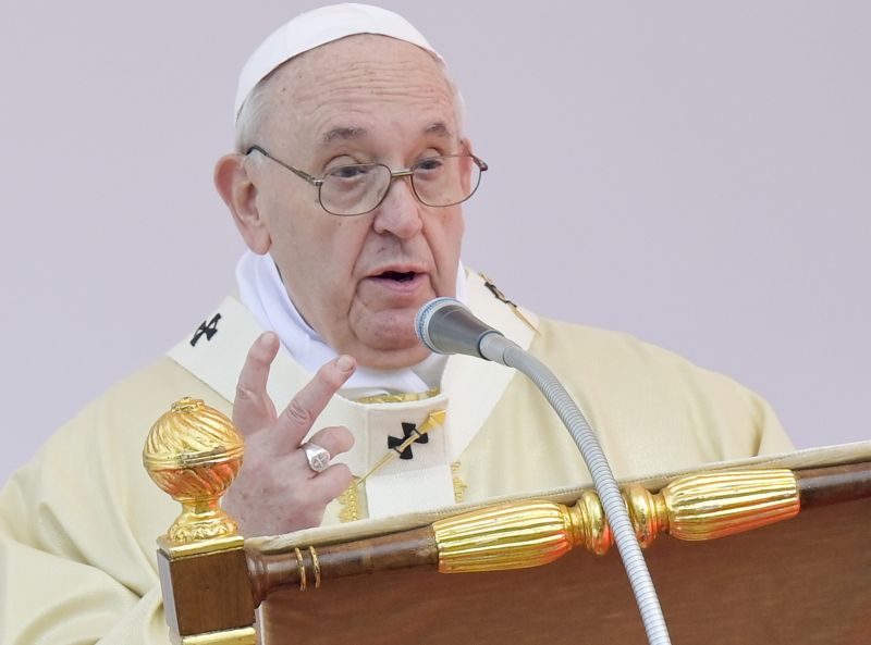 Ucraina, Papa “Il 2 marzo giornata di digiuno per la pace”